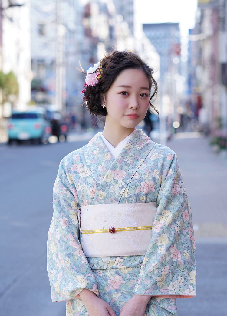 Come find the perfect kimono for you