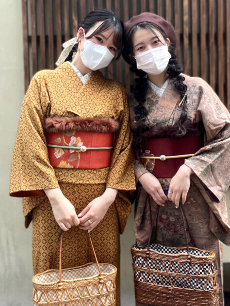 アンティーク着物xファー飾り