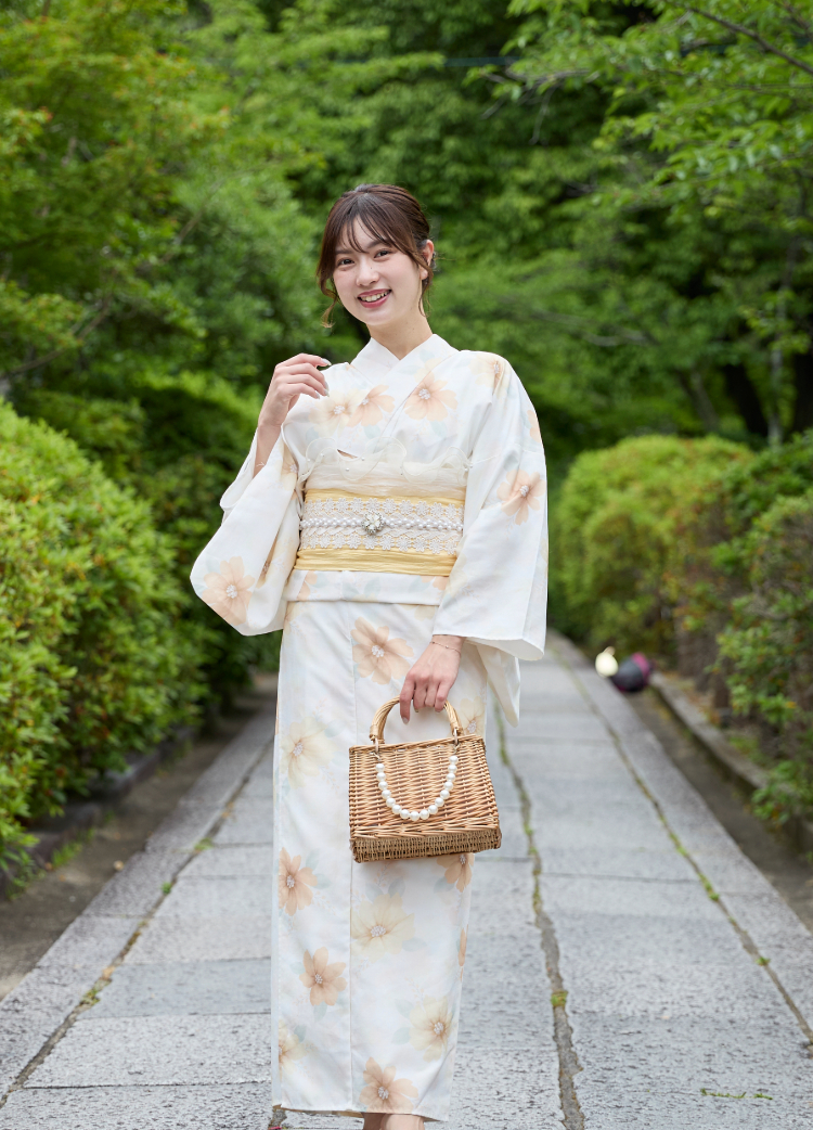 Come find the perfect kimono for you
