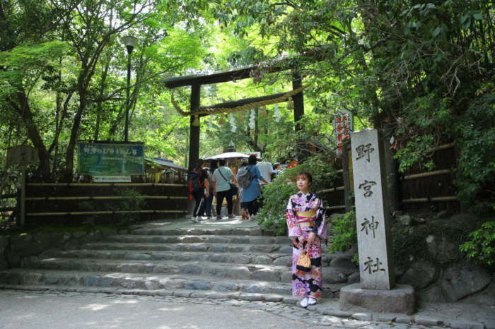 竹林の小径の途中にある野宮神社